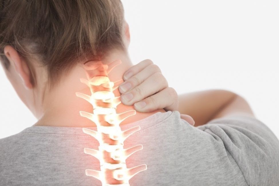 Prevenir y curar los problemas de espalda: cuello y hombros